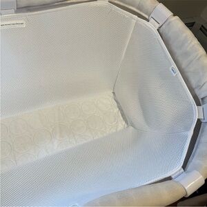 Halo Soft White Mesh Mattress Cover